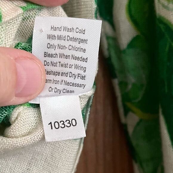 Garnet Hill Merino Wool Limes Cardigan Button Down EUC Long Sleeve Green SZ Med - Picture 8 of 8